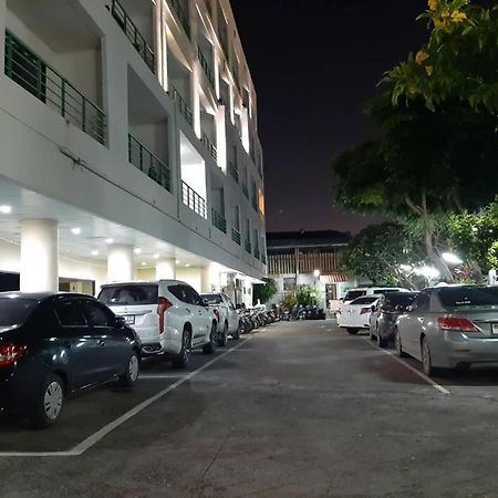 Central Place Hotel Rayong Eksteriør bilde