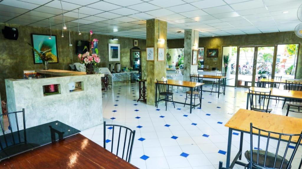 Central Place Hotel Rayong Eksteriør bilde