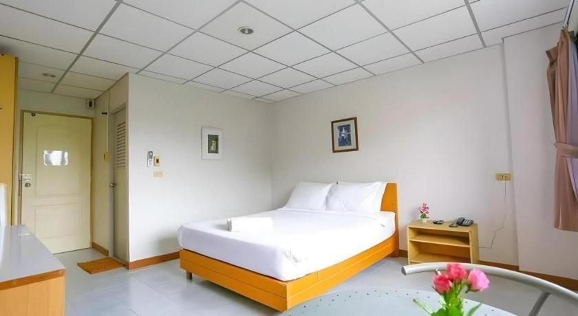 Central Place Hotel Rayong Eksteriør bilde