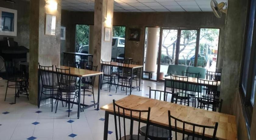Central Place Hotel Rayong Eksteriør bilde